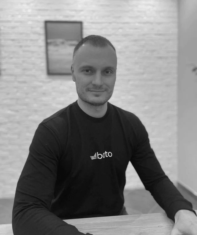 Roman Lead Generation Manager